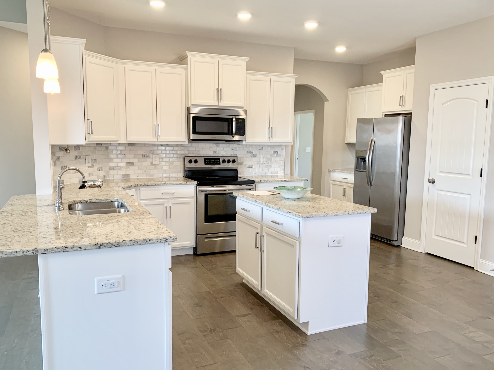 1032 Charles Thomas Road Clarksville, TN 37042 - Photo 9 of 24 Gallery Image 9
