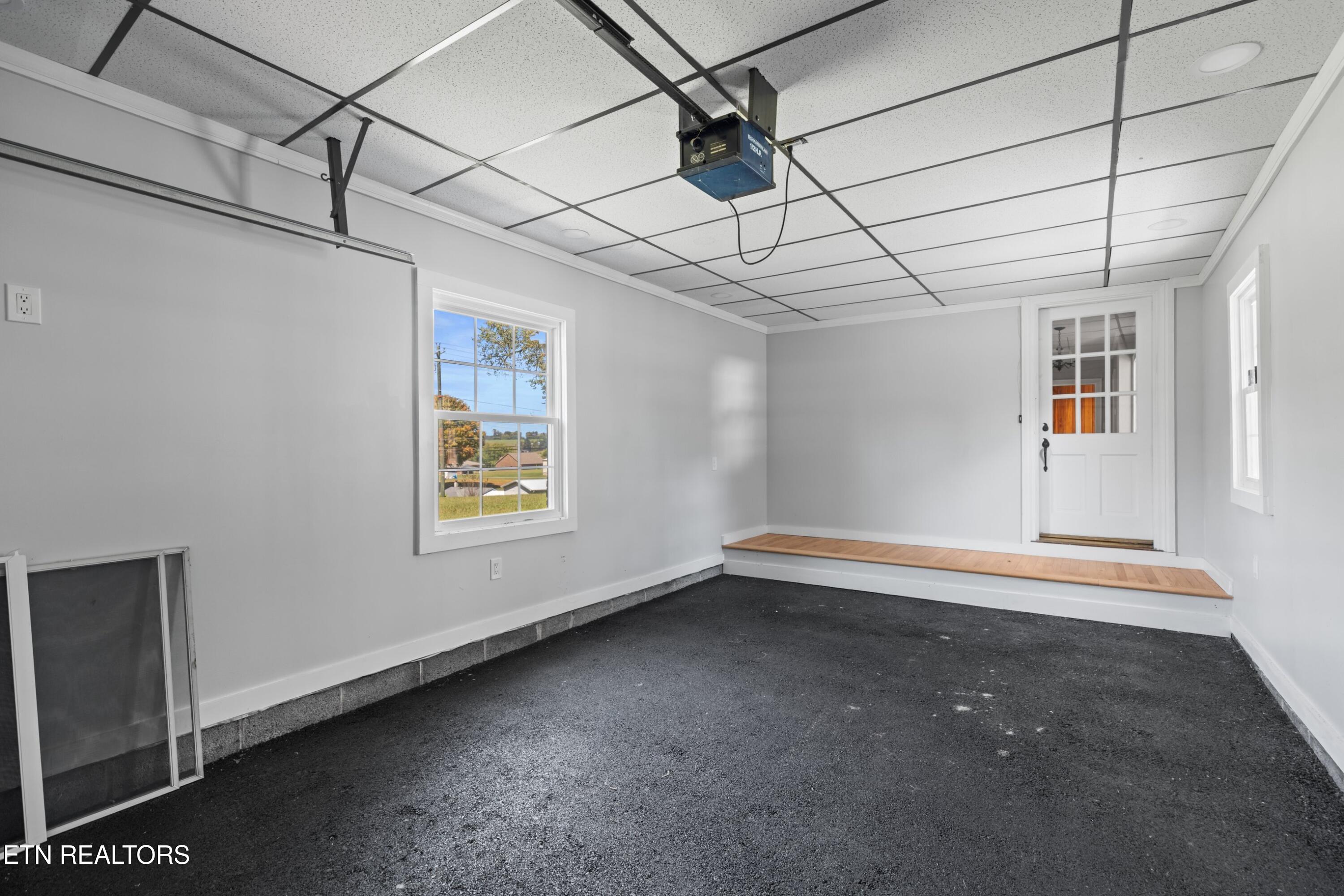 1328 Main Street White Pine, TN 37890 - Photo 20 of 43 022-1328MainStreet-WhitePine-TN-37890-SM