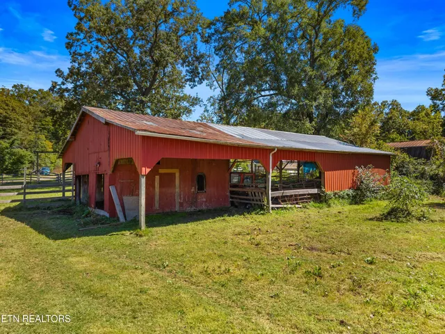 $674,900 | 1328 Main Street, White Pine, TN 37890