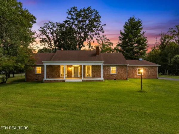$649,900 | 1328 Main Street, White Pine, TN 37890