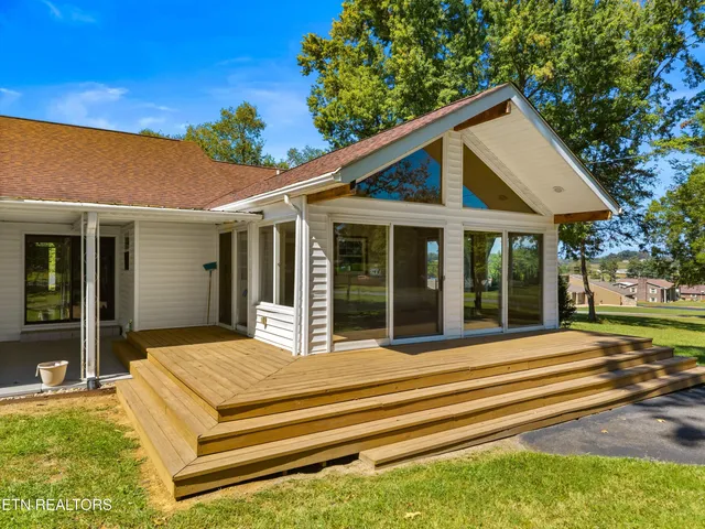 $674,900 | 1328 Main Street, White Pine, TN 37890