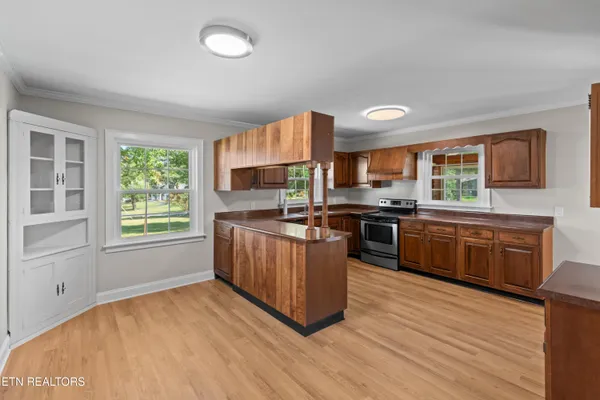 $649,900 | 1328 Main Street, White Pine, TN 37890