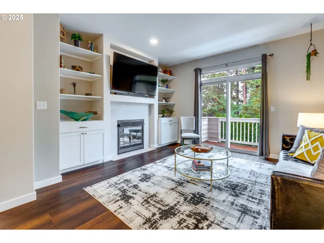 $359,900 | 3932 Southwest 182nd Place, Beaverton, OR 97078