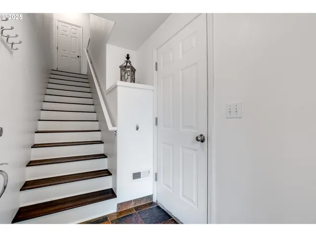 $359,900 | 3932 Southwest 182nd Place, Beaverton, OR 97078