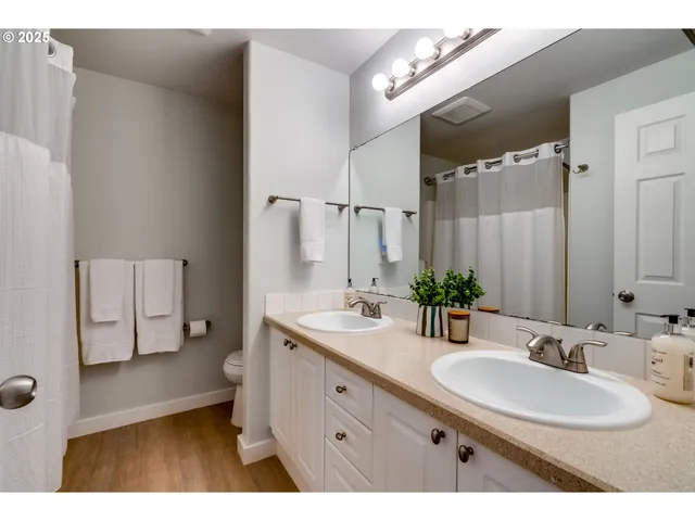 $359,900 | 3932 Southwest 182nd Place, Beaverton, OR 97078