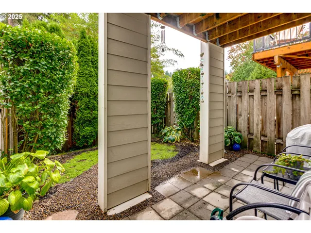 $359,900 | 3932 Southwest 182nd Place, Beaverton, OR 97078