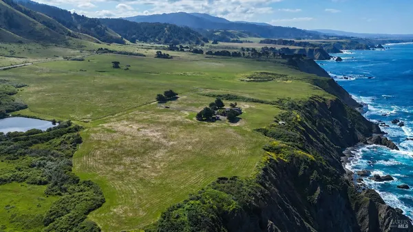 $2,600,000 | 11400 Highway 1, Elk, CA 95432