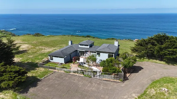 $2,600,000 | 11400 Highway 1, Elk, CA 95432