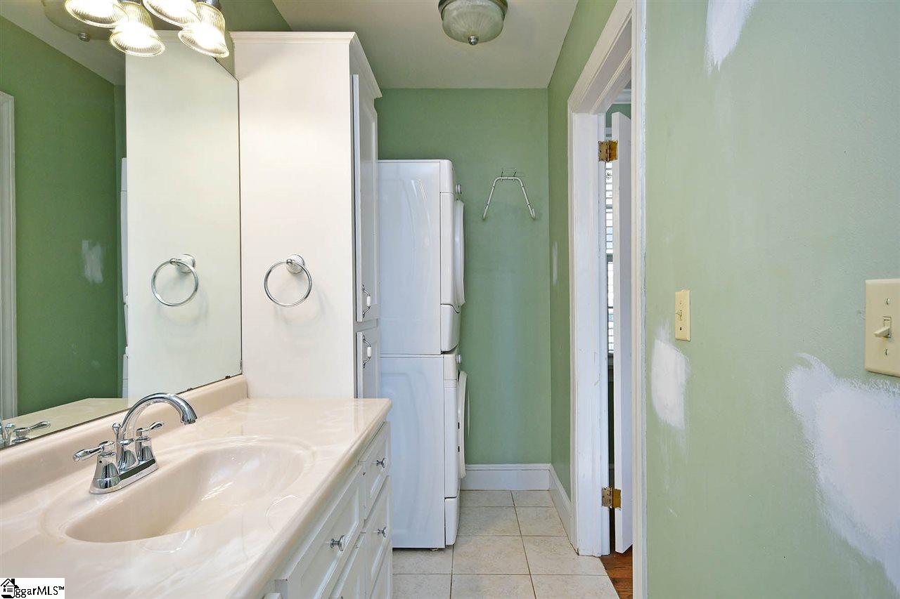 711 North Main Street Fountain Inn, SC 29644 - Photo 22 of 35 Gallery Image 22