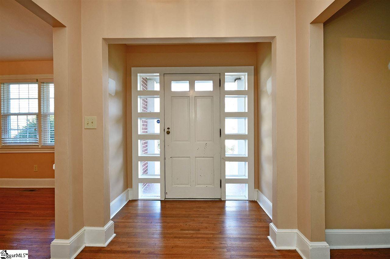 711 North Main Street Fountain Inn, SC 29644 - Photo 4 of 35 Gallery Image 4