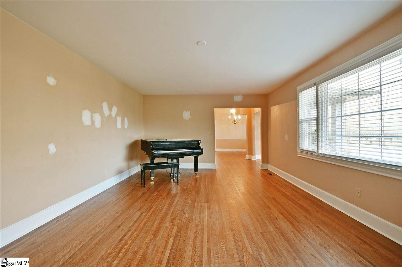 711 North Main Street Fountain Inn, SC 29644 - Photo 6 of 35 Gallery Image 6