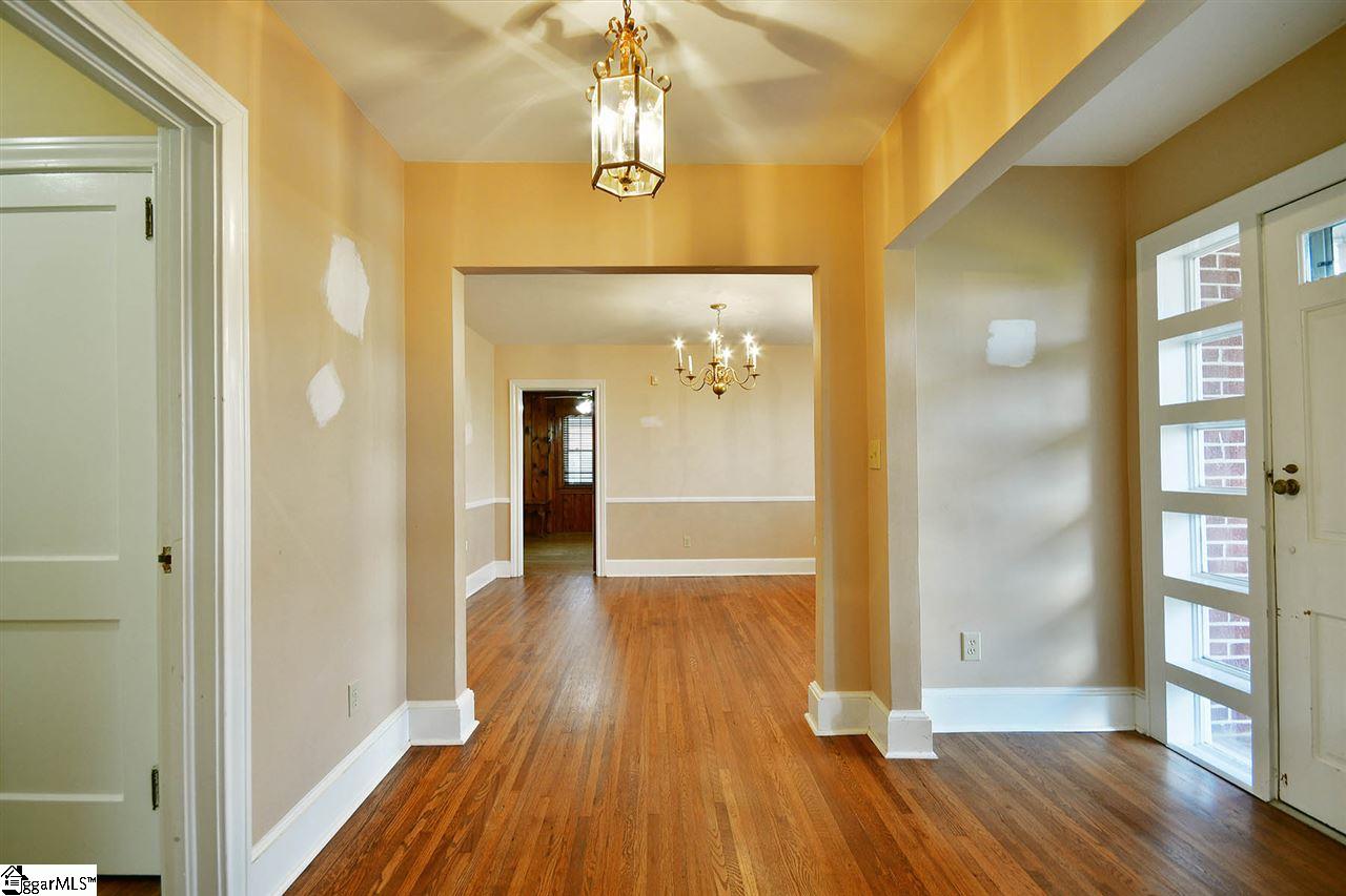 711 North Main Street Fountain Inn, SC 29644 - Photo 7 of 35 Gallery Image 7