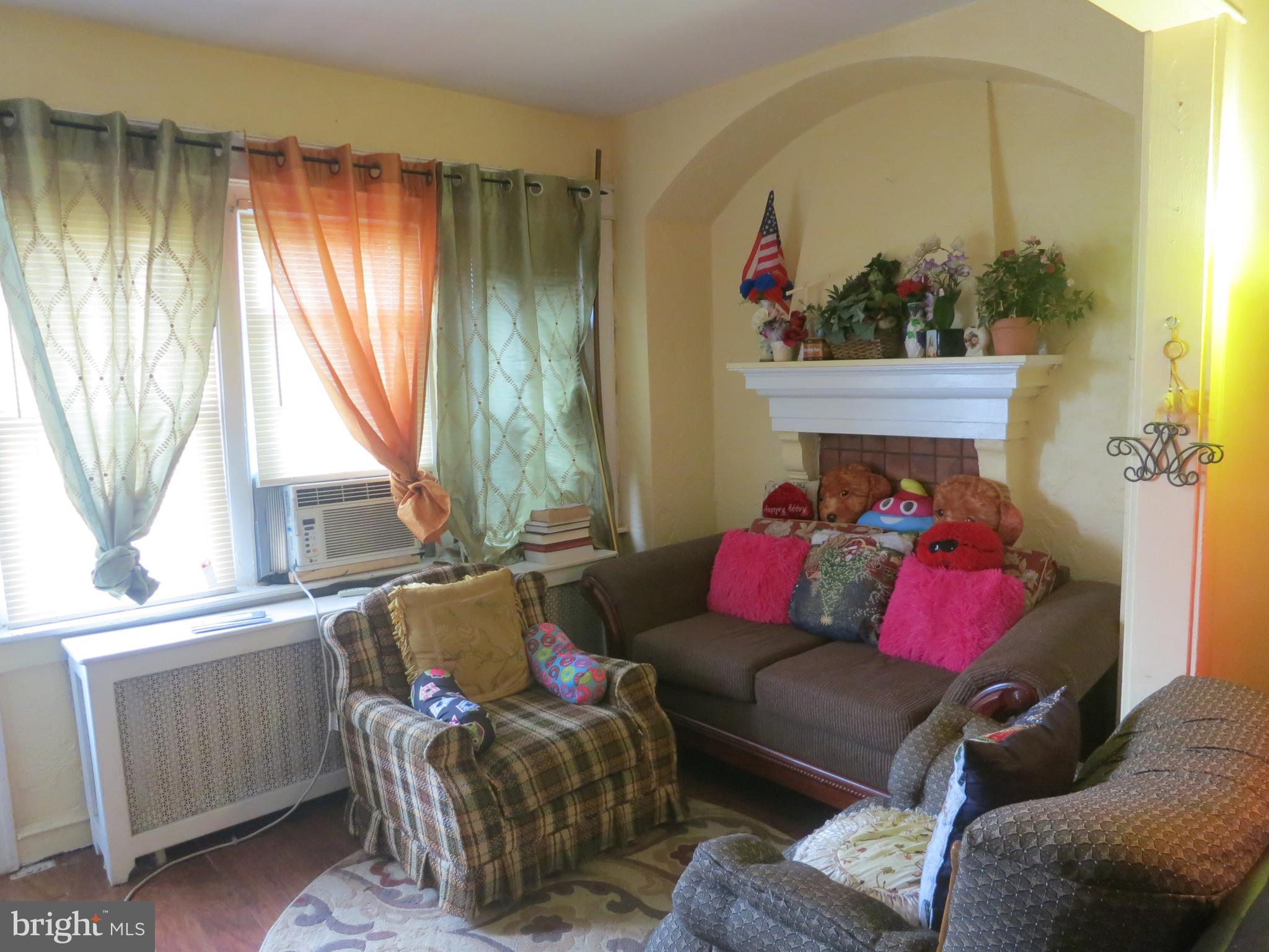 424 Hampden Road Upper Darby, PA 19082 - Photo 4 of 19