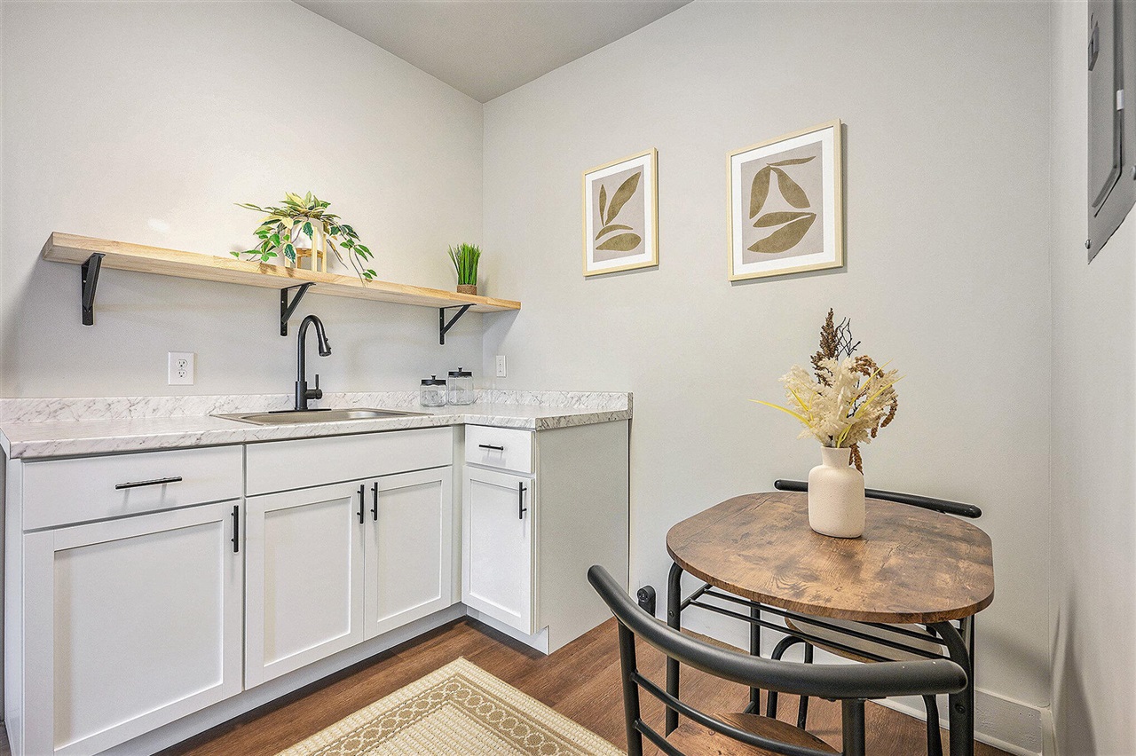 415 West Walnut Street Kalamazoo, MI 49007 - Photo 5 of 18