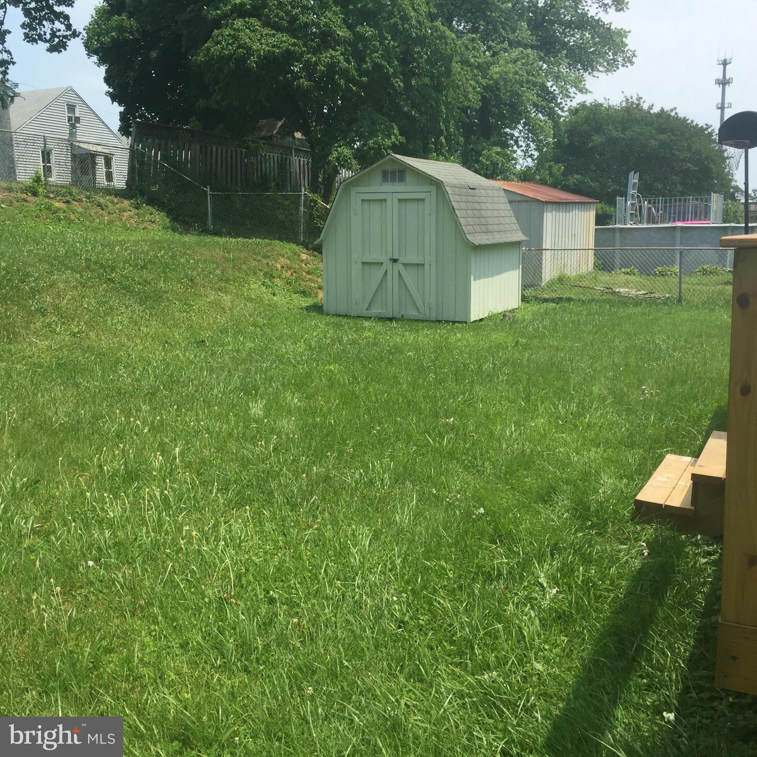 2802 Manoff Road Baltimore, MD 21227 - Photo 3 of 20 Exterior (General)