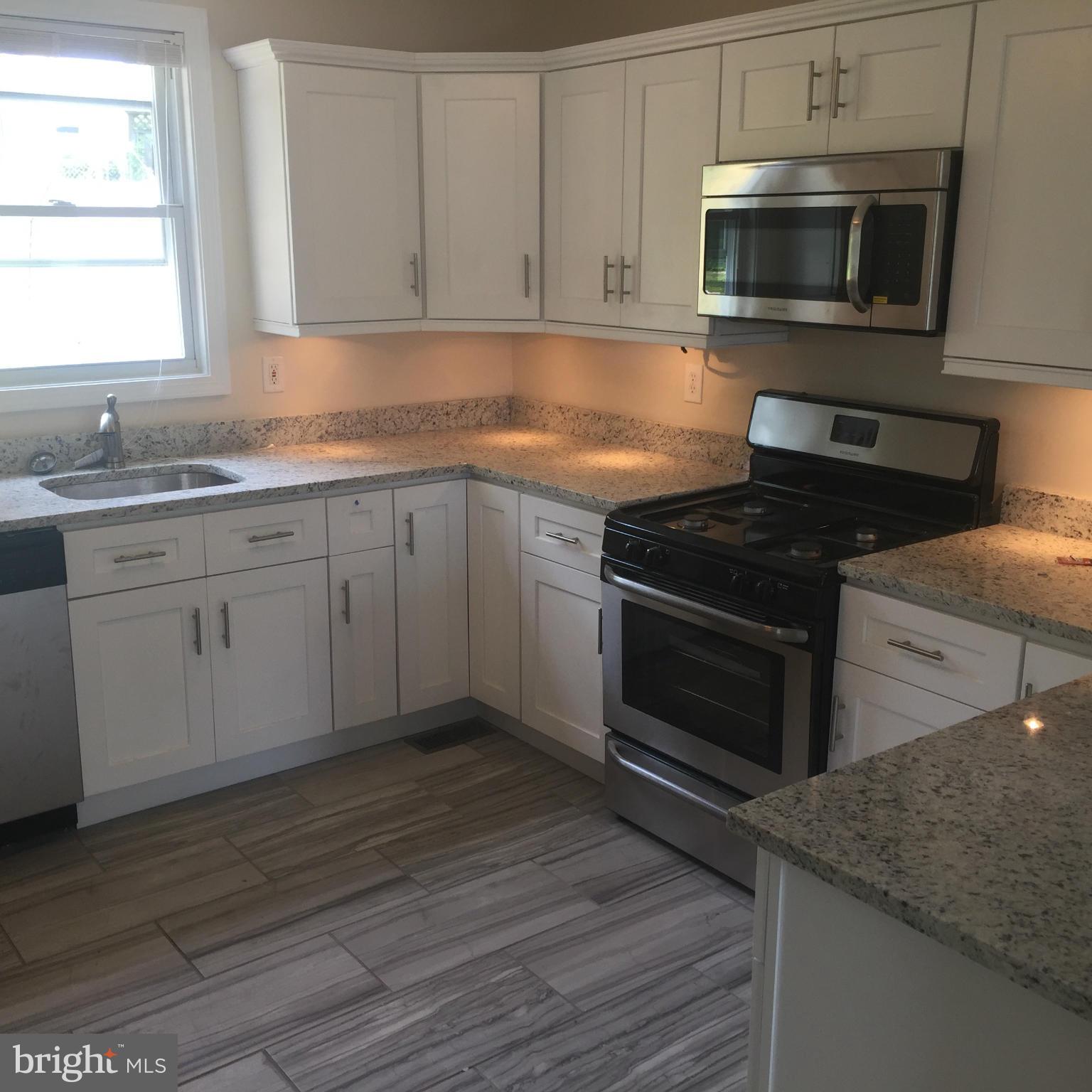 2802 Manoff Road Baltimore, MD 21227 - Photo 8 of 20 Kitchen