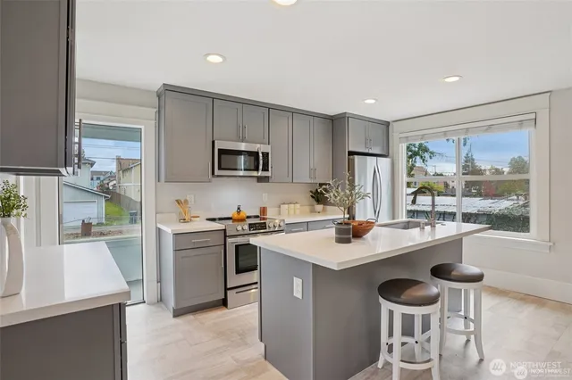 $522,450 | 1927 South L Street, Tacoma, WA 98405