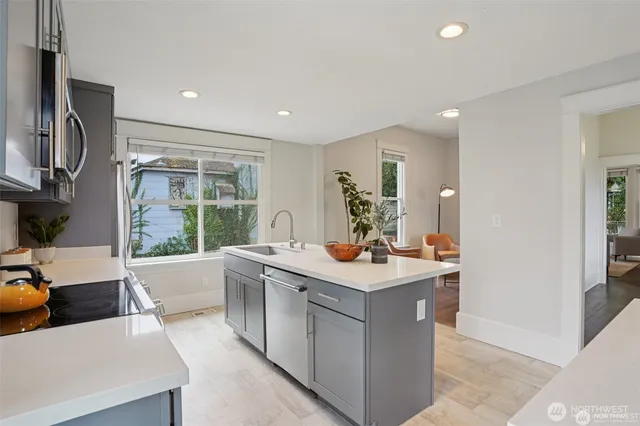 $522,450 | 1927 South L Street, Tacoma, WA 98405