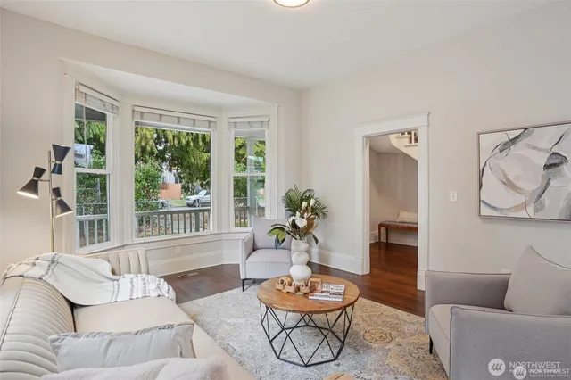 $522,450 | 1927 South L Street, Tacoma, WA 98405