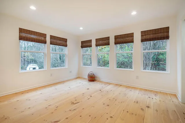 a view of empty room