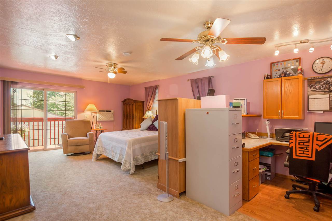 1404 North Bowdish Road Spokane Valley, WA 99206 - Photo 13 of 20 Gallery Image 13