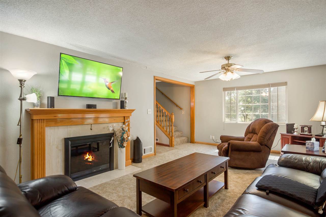 1404 North Bowdish Road Spokane Valley, WA 99206 - Photo 4 of 20 Gallery Image 4