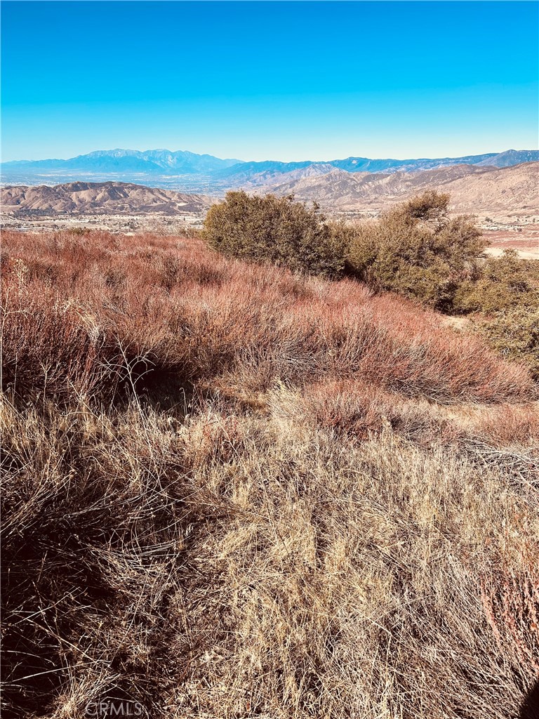 37551 Pisgah Peak Road Yucaipa, CA 92399 - Photo 3 of 10 a view of city and ocean