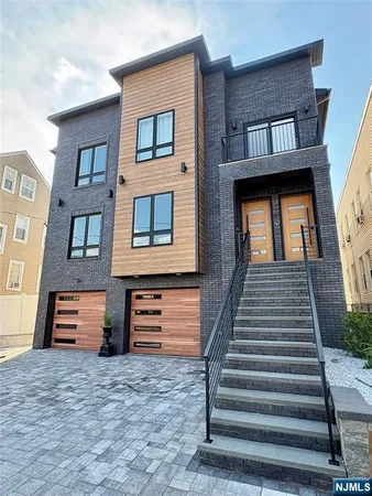 $4,750 | 367 Devon Street, Unit 2, Kearny, NJ 07032