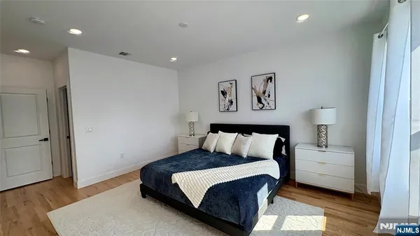 $4,750 | 367 Devon Street, Unit 2, Kearny, NJ 07032