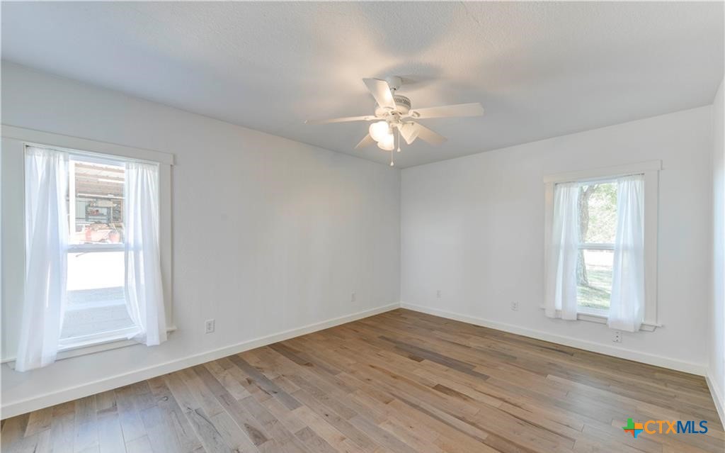 12802 County Line Road Rogers, TX 76569 - Photo 15 of 34
