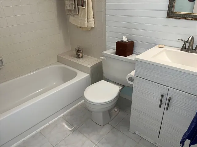 $1,800 | 871 New York Avenue, Unit 104, Dunedin, FL 34698