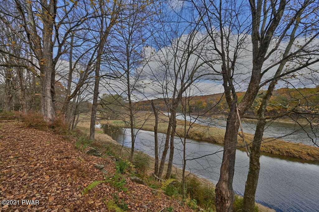 658 River Road Milanville, PA 18443 - Photo 6 of 74