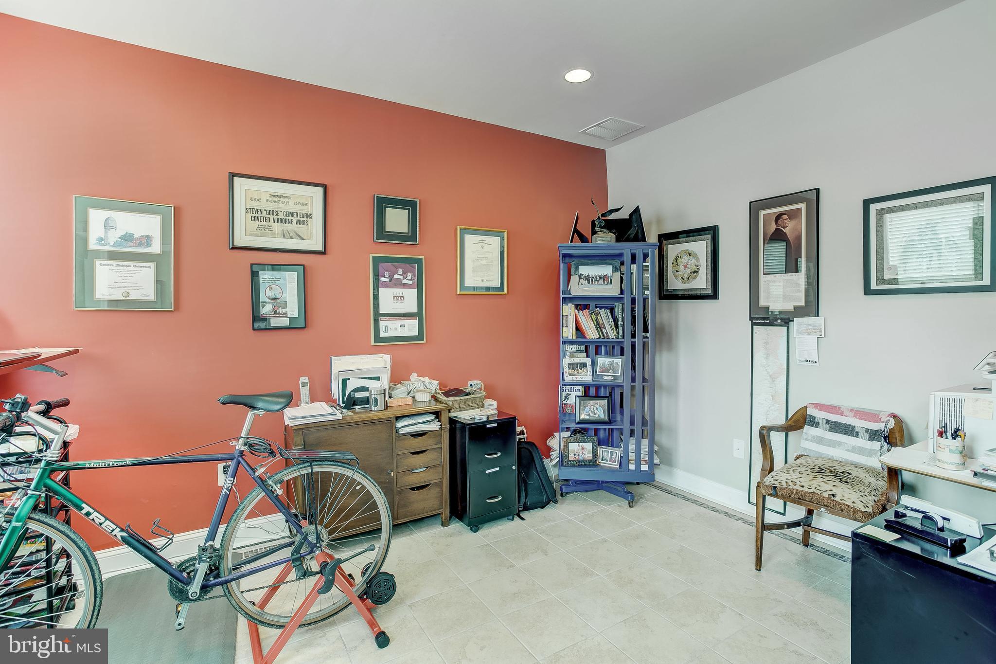 11 Gardenside Place Towson, MD 21286 - Photo 5 of 30