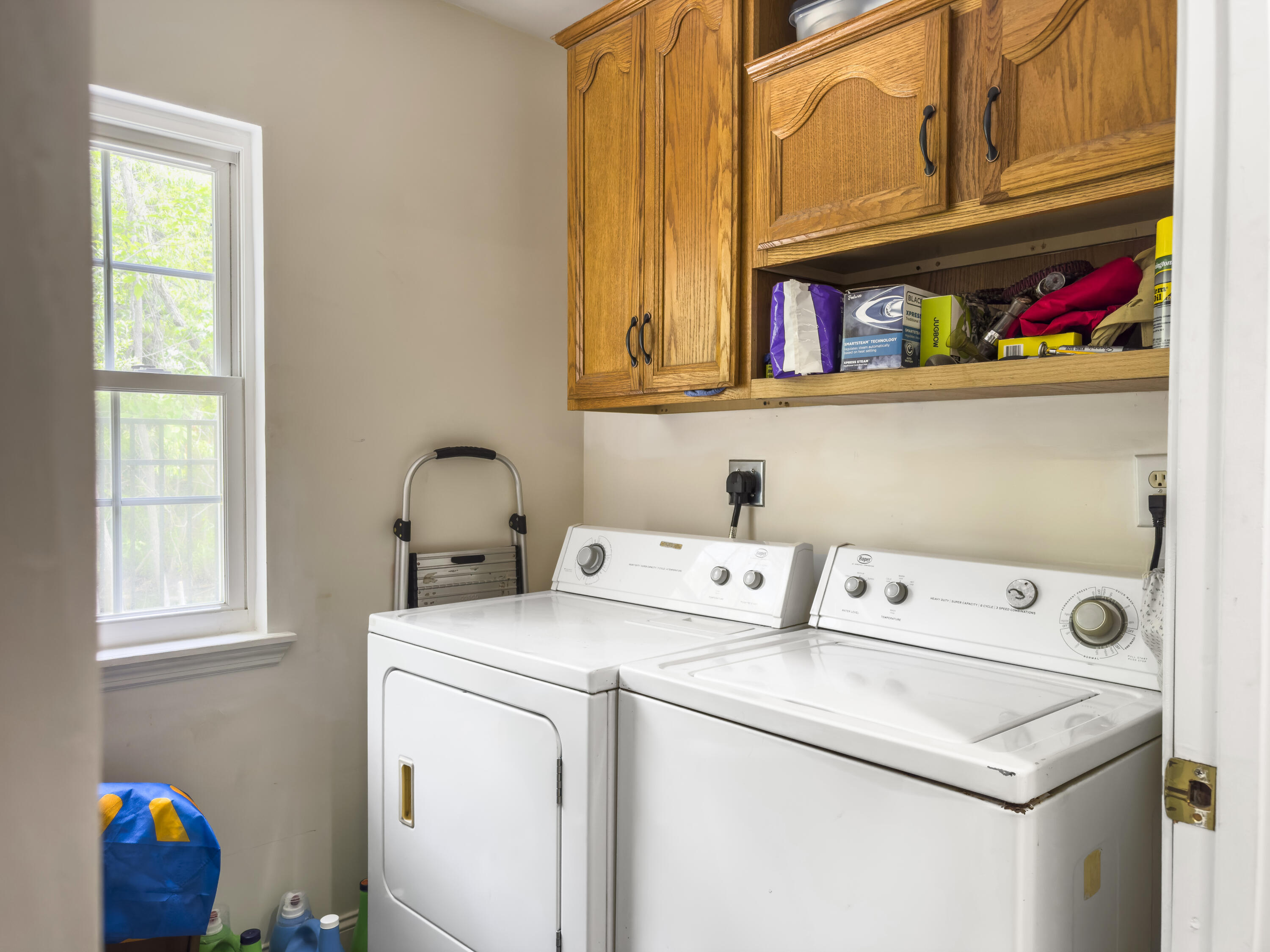 1061 Reverend Joseph Heyward Road Charleston, SC 29414 - Photo 9 of 57 laudry