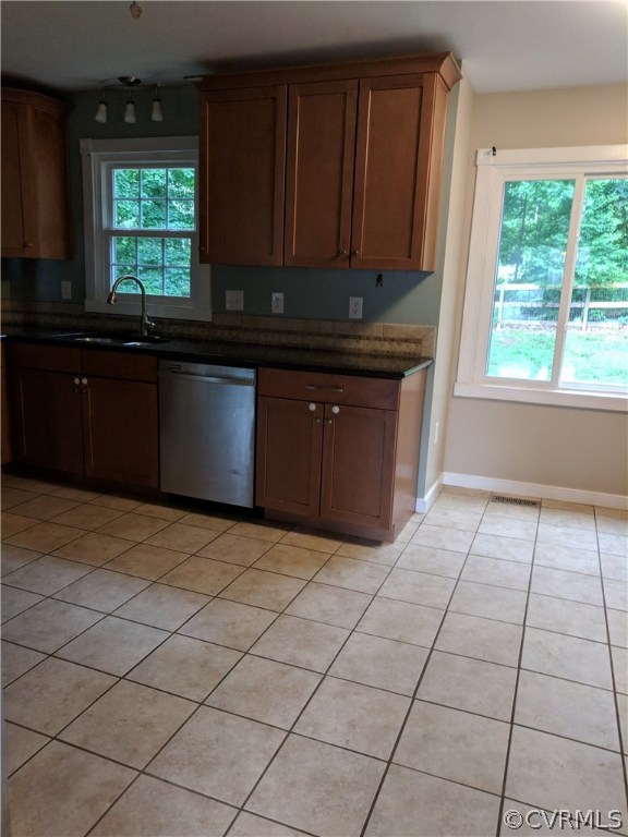13414 Genuine Risk Court Midlothian, VA 23112 - Photo 10 of 35 Gallery Image 10