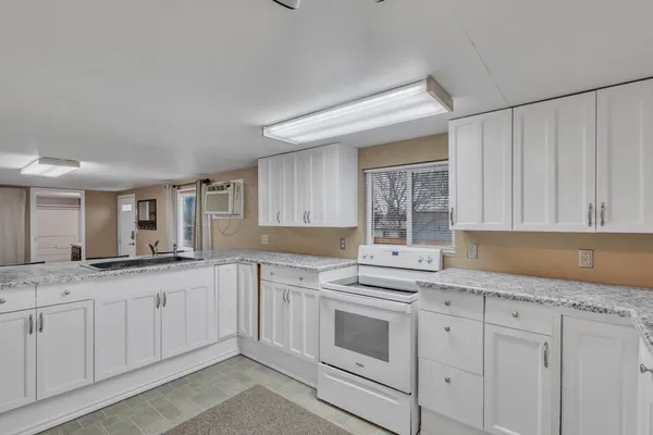 $299,000 | 365 North Pine Street, Spangle, WA 99031