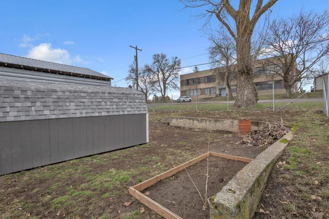 $299,000 | 365 North Pine Street, Spangle, WA 99031