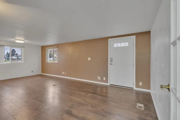 $299,000 | 365 North Pine Street, Spangle, WA 99031