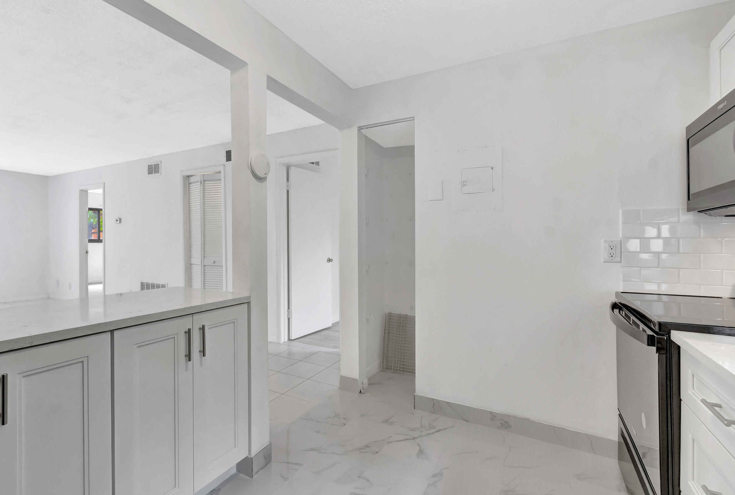 50 Southeast 12th Street, Unit 165 Boca Raton, FL 33432 - Photo 16 of 36 21_dsc_2639