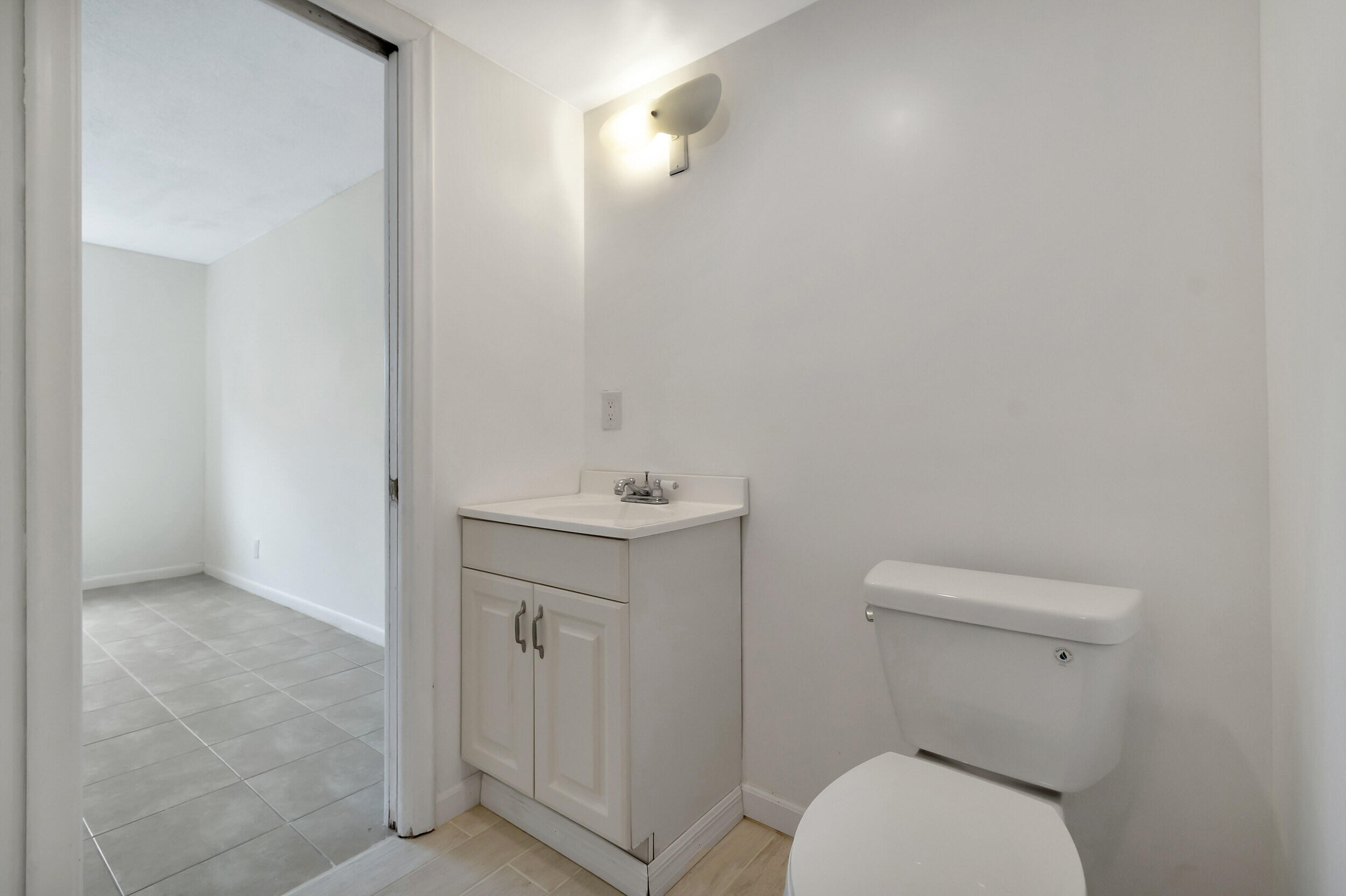 50 Southeast 12th Street, Unit 165 Boca Raton, FL 33432 - Photo 25 of 36 28_dsc_2679