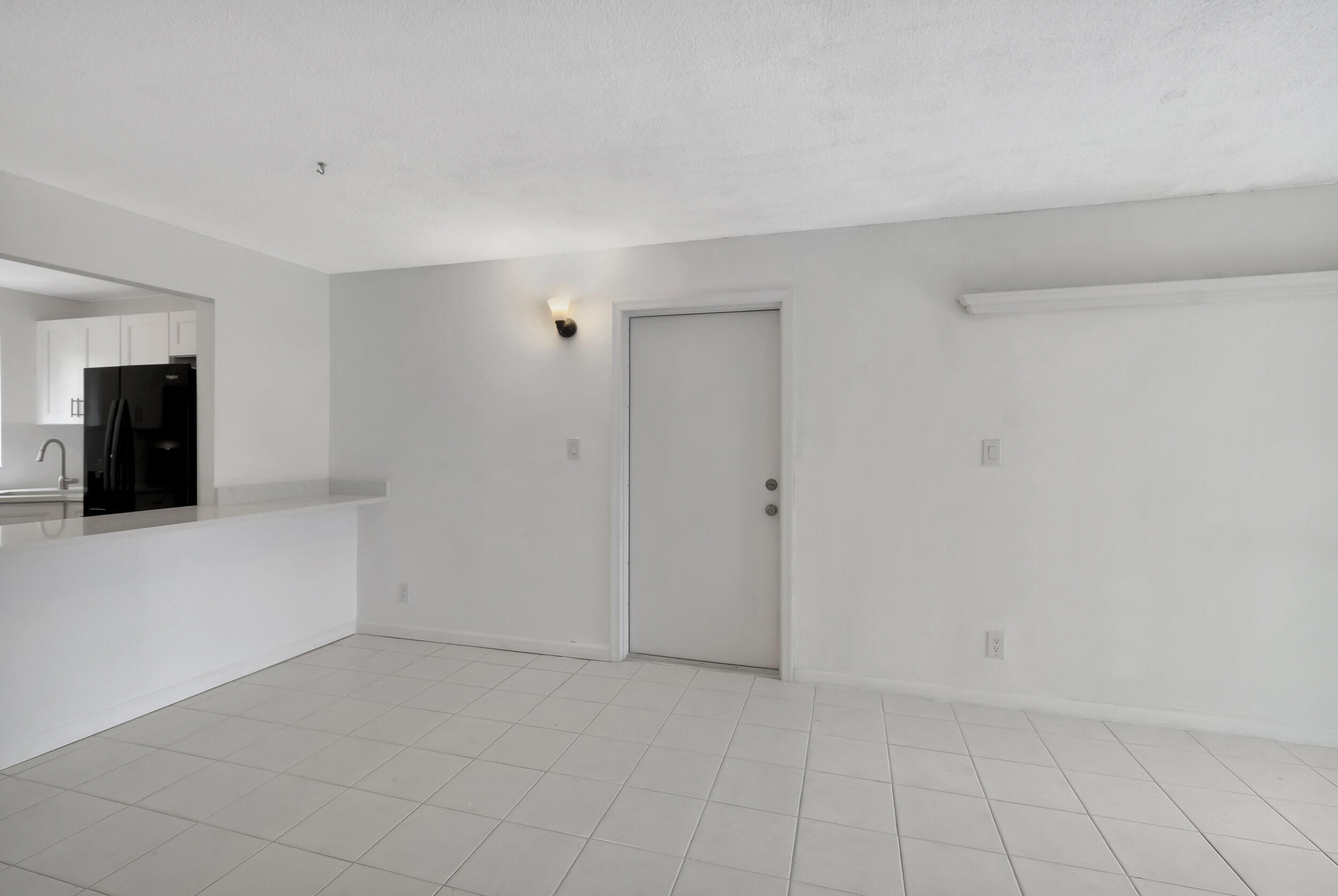 50 Southeast 12th Street, Unit 165 Boca Raton, FL 33432 - Photo 3 of 36 Dining Room/Living Room Area