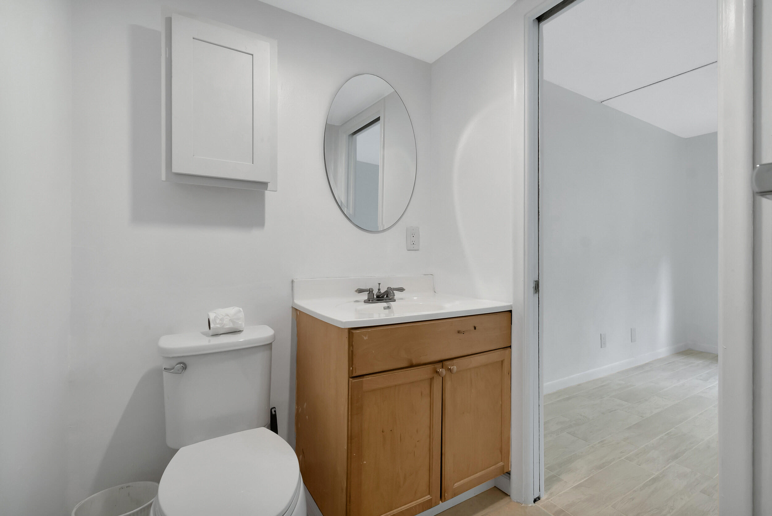 50 Southeast 12th Street, Unit 165 Boca Raton, FL 33432 - Photo 33 of 36 GUEST ENSUITE BATHROOM