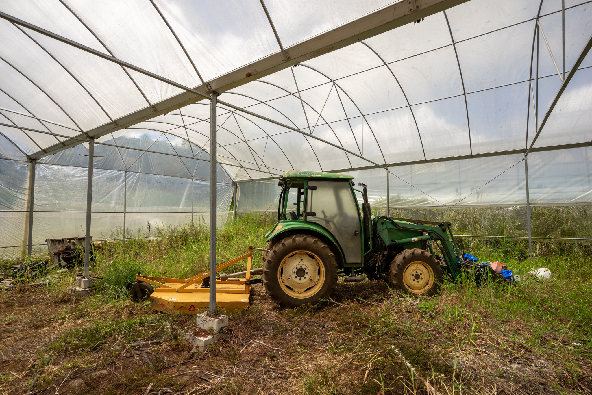 18-3840 South Lauko Road Mountain View, HI 96771 - Photo 30 of 30 a view of a car garage next to a road