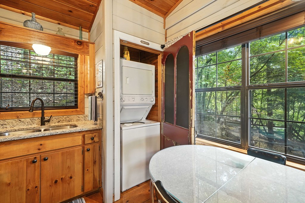 125 Laurel Mountain Road Blue Ridge, GA 30513 - Photo 13 of 29 Gallery Image 13