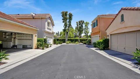 $1,075,000 | 13396 North Hearst Court, Tustin, CA 92782