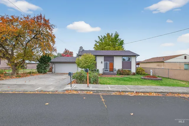 $410,000 | 3218 9th Street, Lewiston, ID 83501