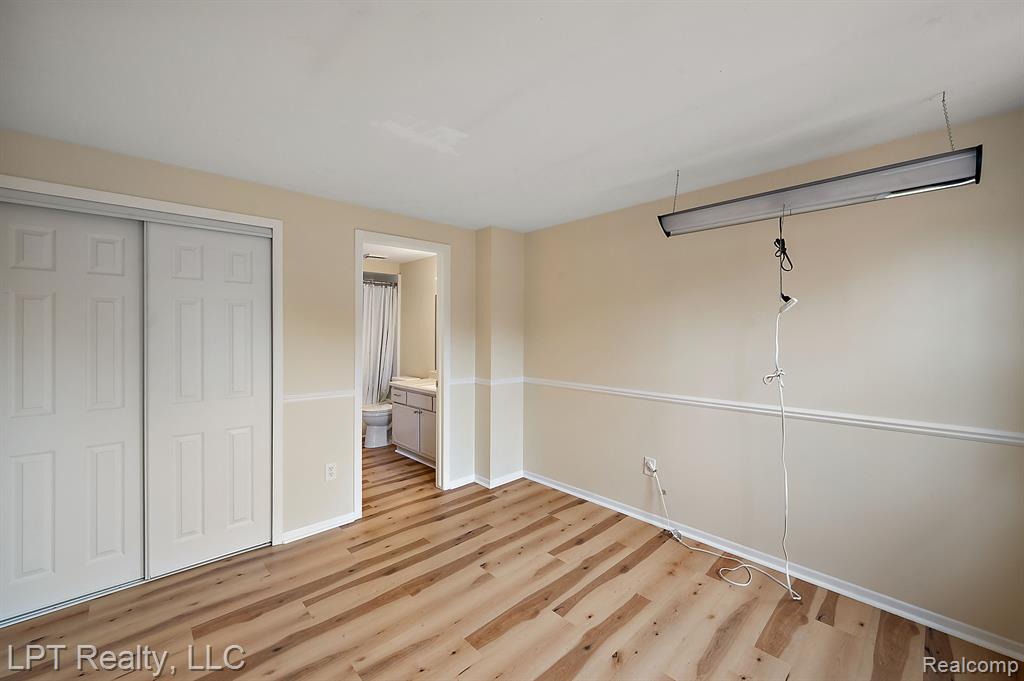 418 Willow Grove Lane Rochester Hills, MI 48307 - Photo 24 of 42