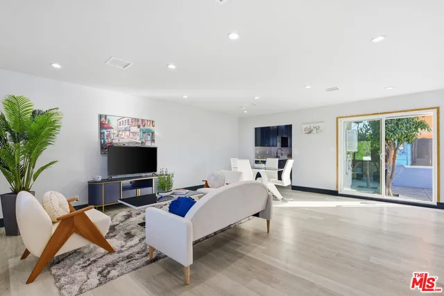 $1,500,000 | 17658 Martha Street, Encino, CA 91316