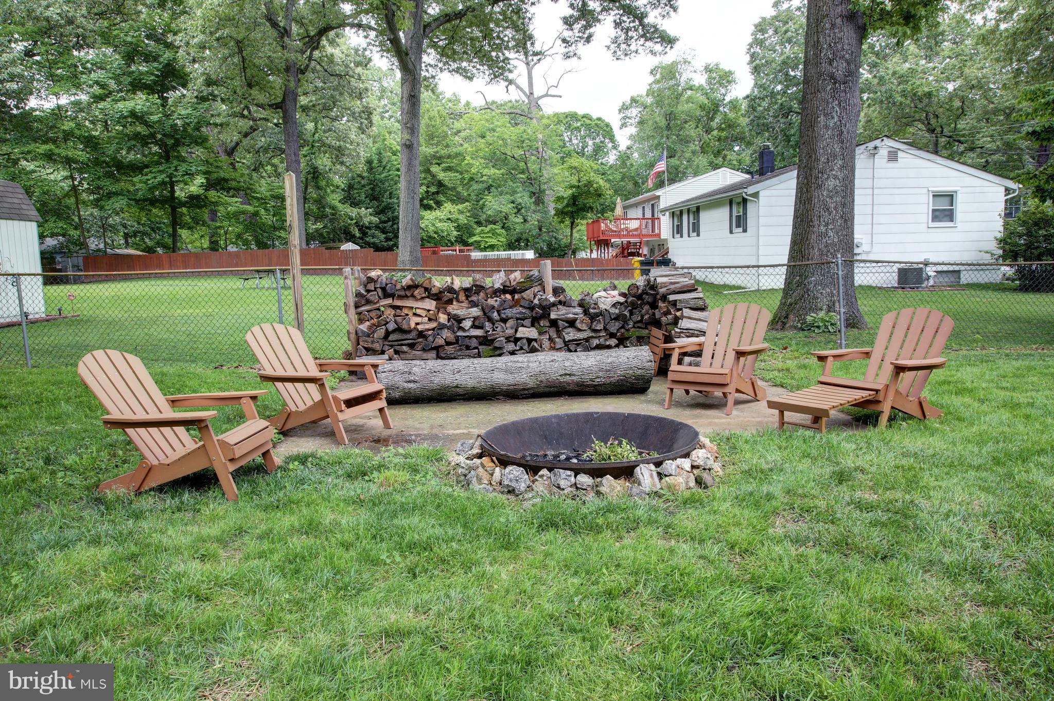 505 Sunset Knoll Road Pasadena, MD 21122 - Photo 2 of 26 BEAUITUFL AREA FOR THAT FIREPIT.