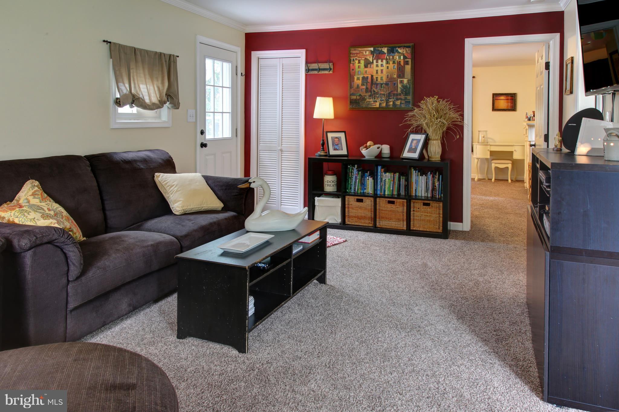 505 Sunset Knoll Road Pasadena, MD 21122 - Photo 14 of 26 YOU WILL LOVE THE FLOW OF THIS HOME.